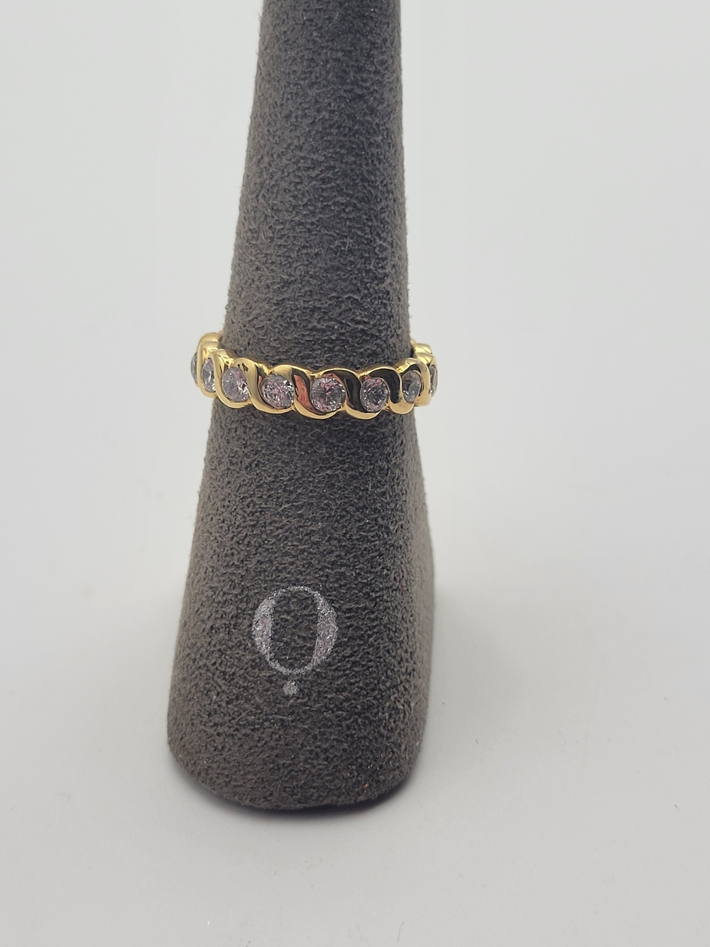 EDCO gold tone CZ band ring